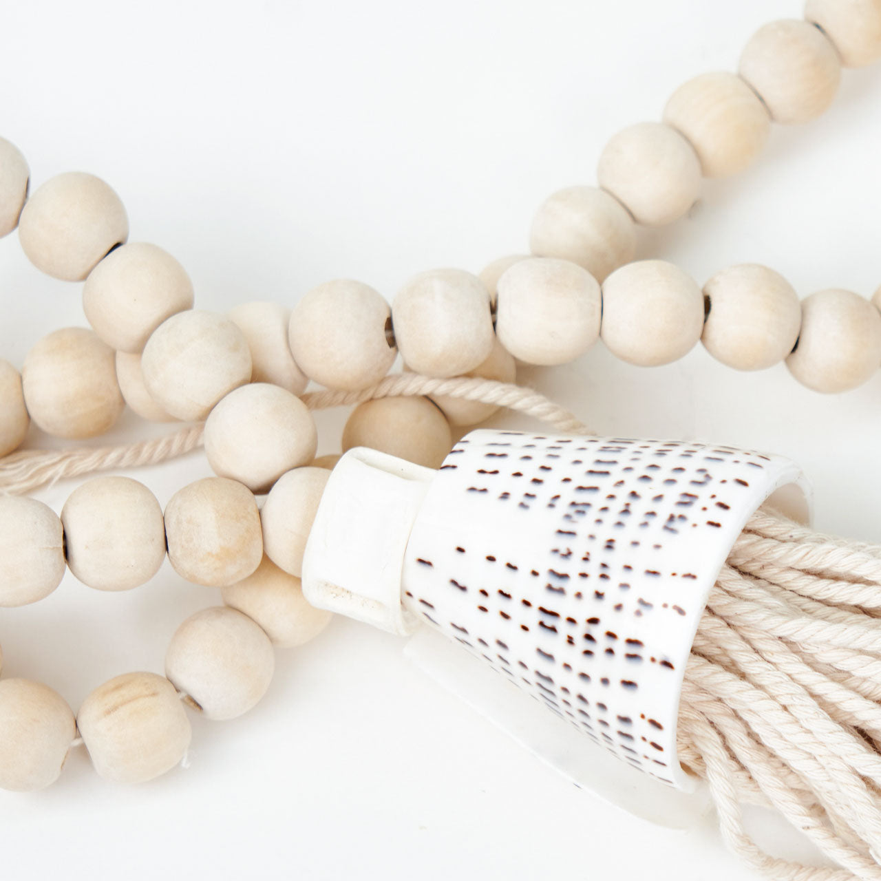 Beaded Lasso with Shell Tassel